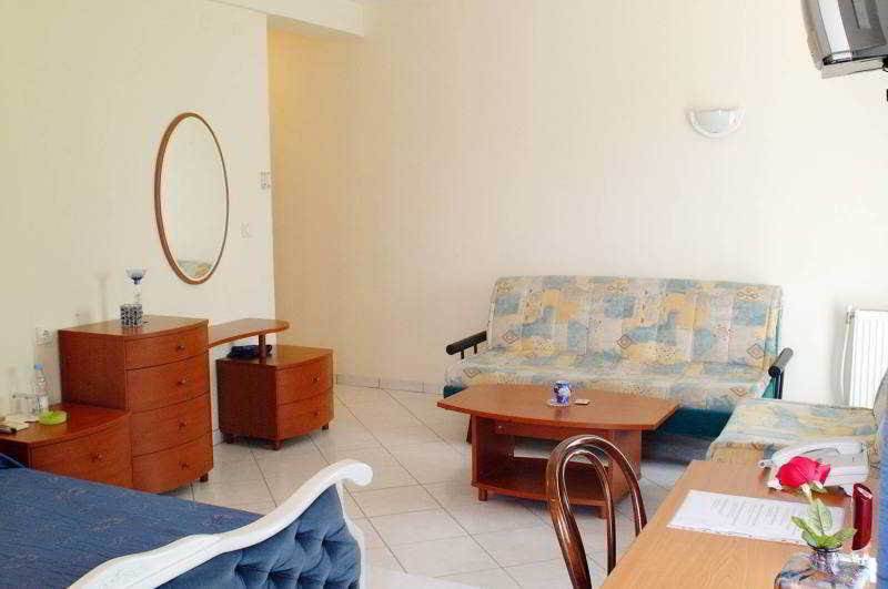 Vip Hotel Skopje - New Management Екстериор снимка