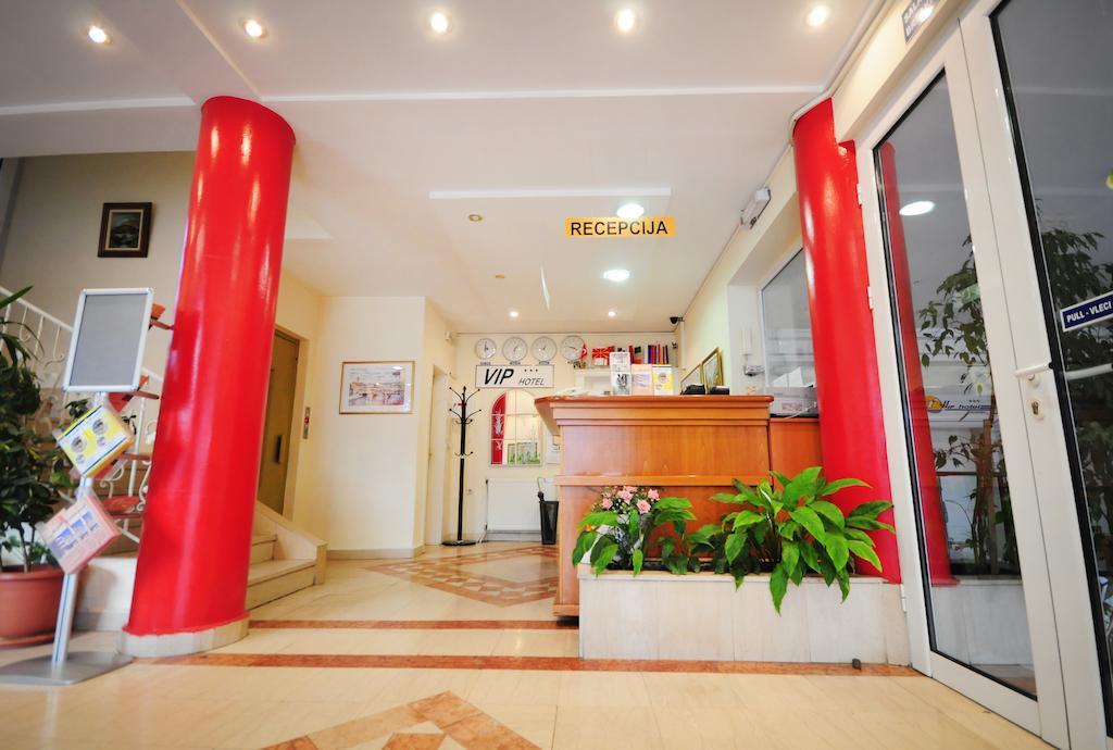 Vip Hotel Skopje - New Management Екстериор снимка