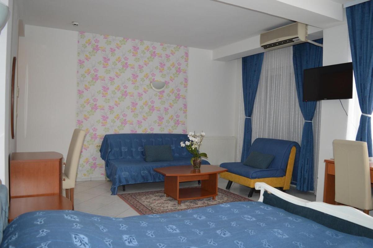Vip Hotel Skopje - New Management Екстериор снимка