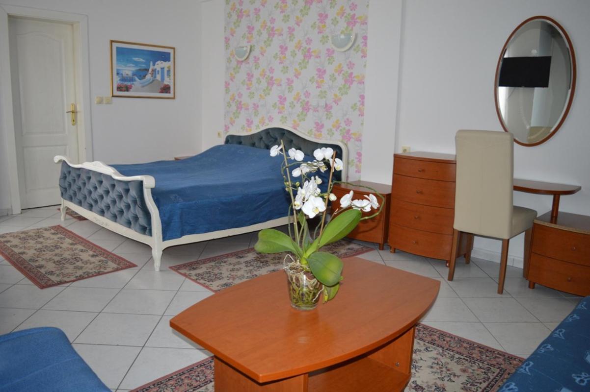 Vip Hotel Skopje - New Management Екстериор снимка